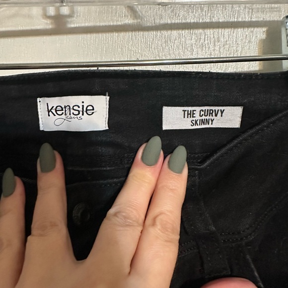 Kensie Skinny Jeans - Picture 3 of 6
